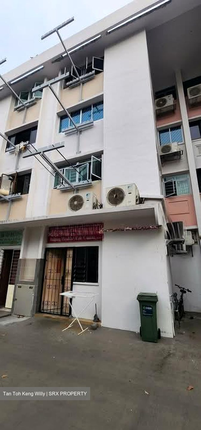 Blk 352 Clementi Avenue 2 Shopping Centre (Clementi), HDB 3 Rooms #581246341
